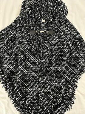 Marc New York Black & White Tweed Sparkle Fringe Poncho